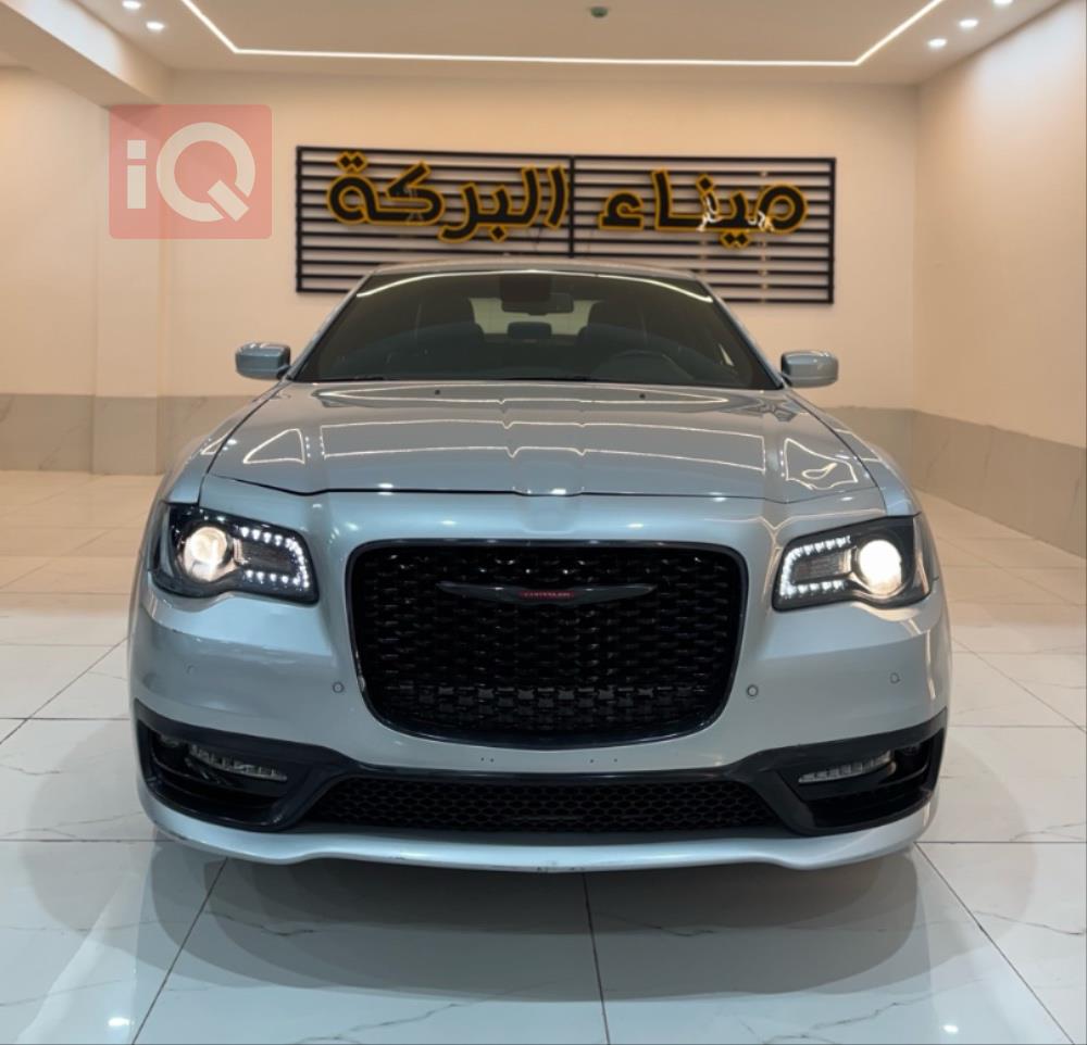 كرايسلر 300